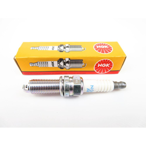 Spark plug NGK LKR7E_2