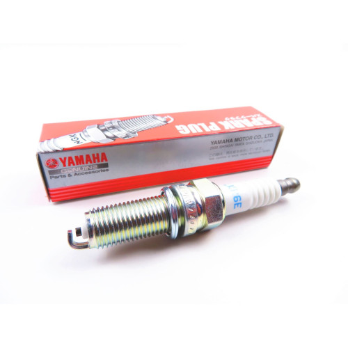 Spark plug Yamaha F80 NGK LKR6E